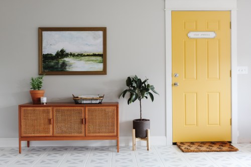 Modern, Bright Entryway Makeover