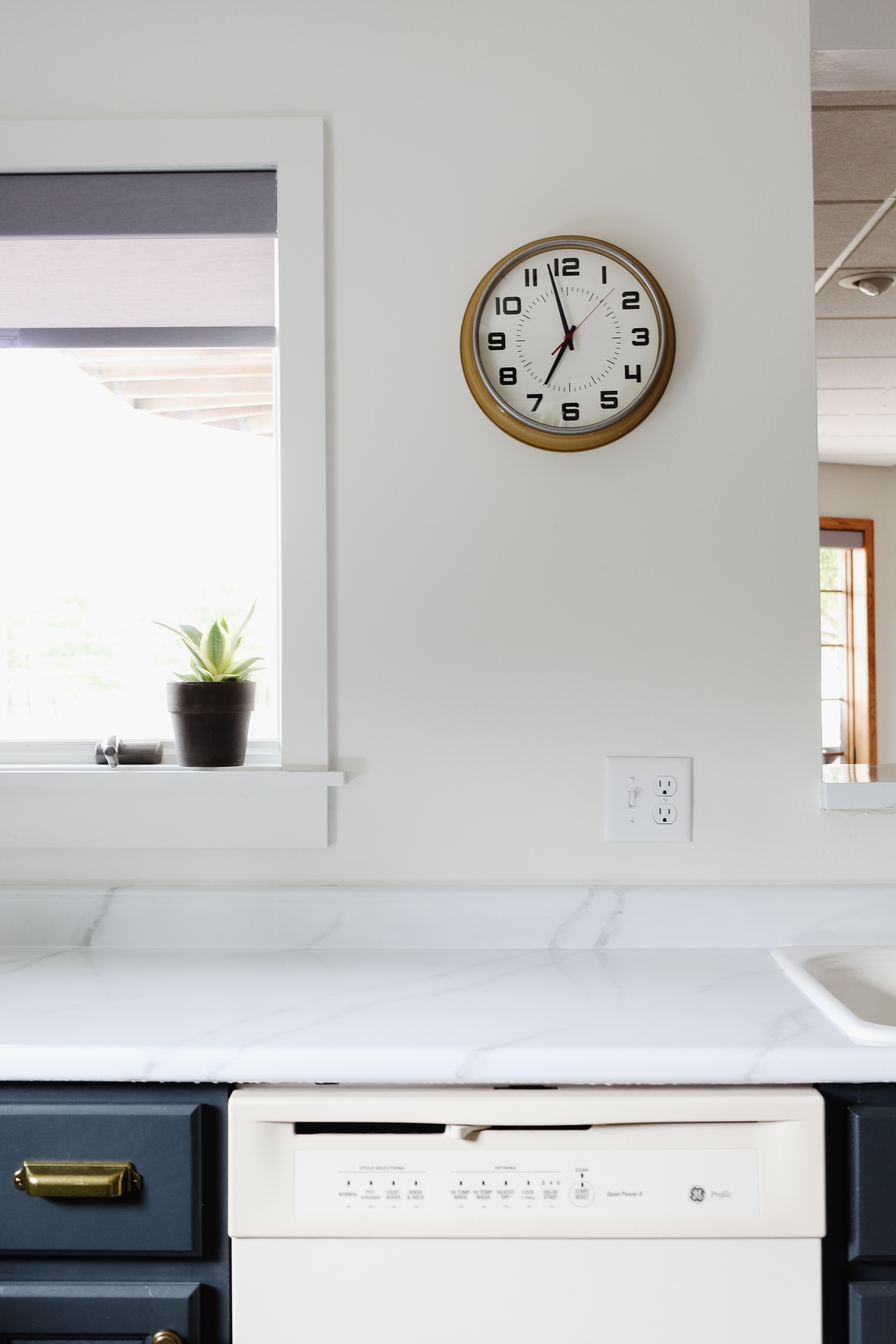 $1500 Kitchen Renovation!